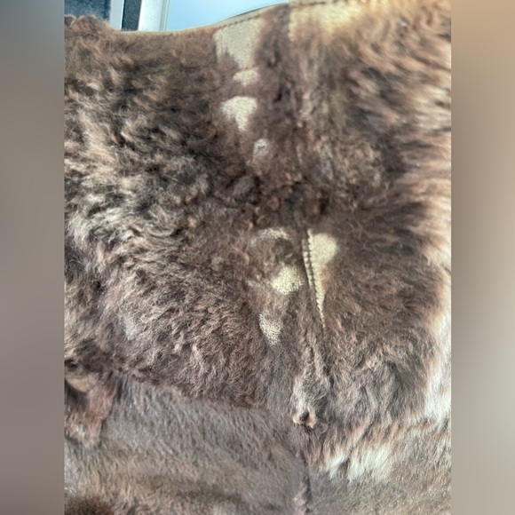 🌟Chanel🌟 Fur Tote Bag with Removable Pouch Rabbit Fur - Picture 10 of 14